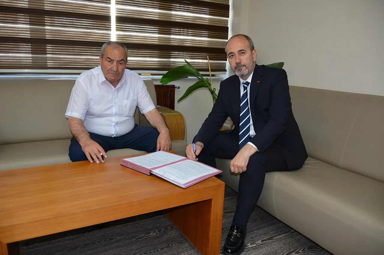 Susuz'a 2 Ayrı Sağlık Yatırımı Gündemde