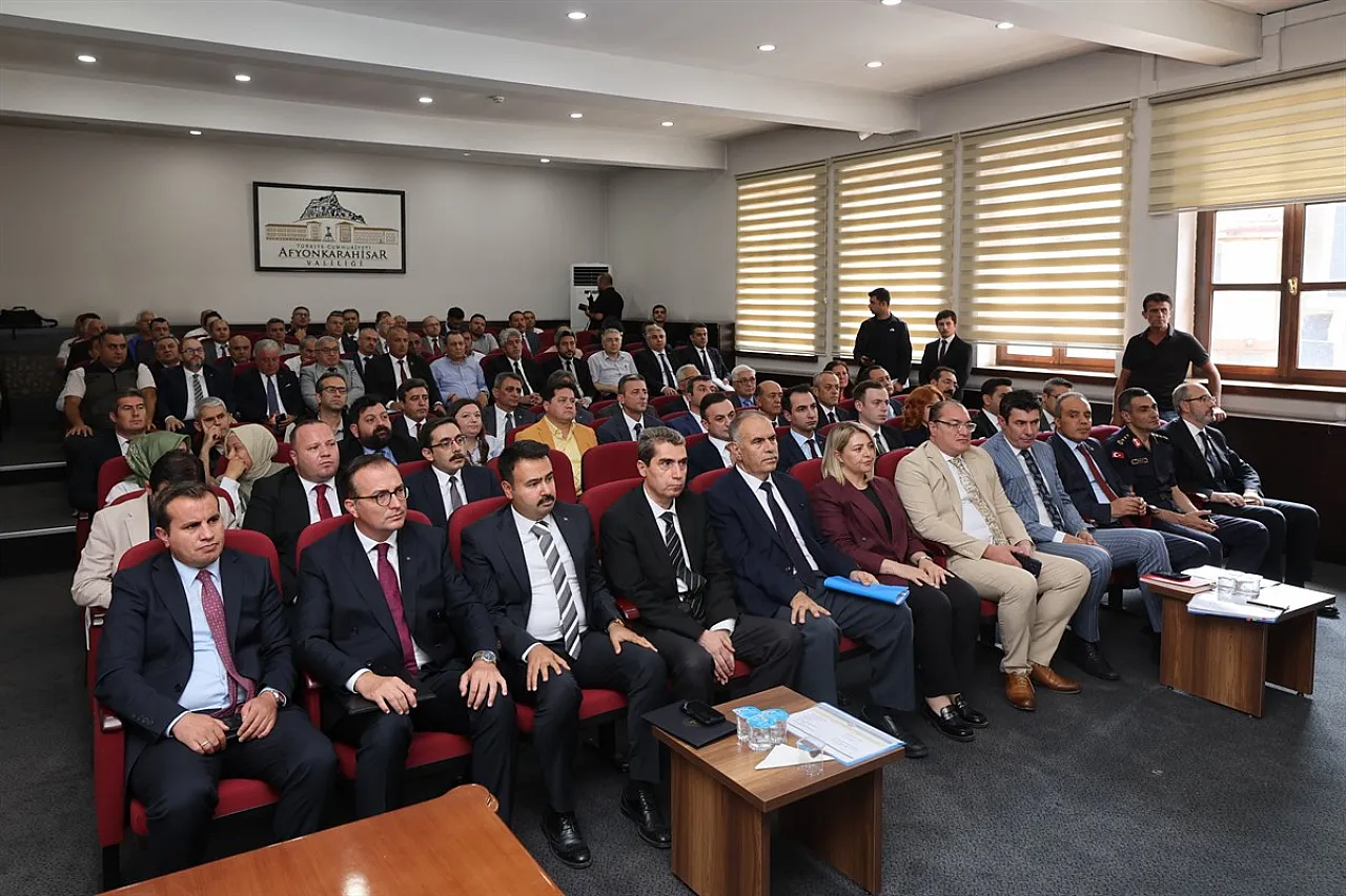 Afyonkarahisar'da 305 Proje İhale Aşamasına Geldi