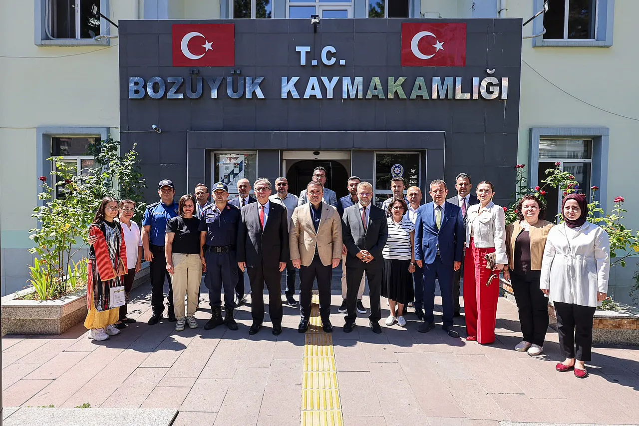 Bilecik Valisi'nden Afyonlu Kaymakam'a Ziyaret