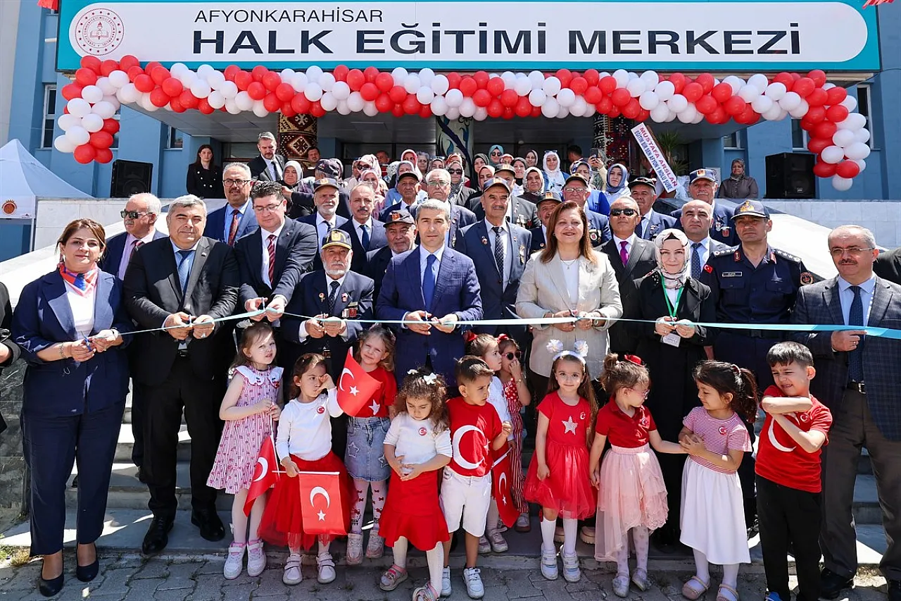 Halk Eğitimi Merkezi, Kursiyerlerin Hayatlarını Değiştiriyor