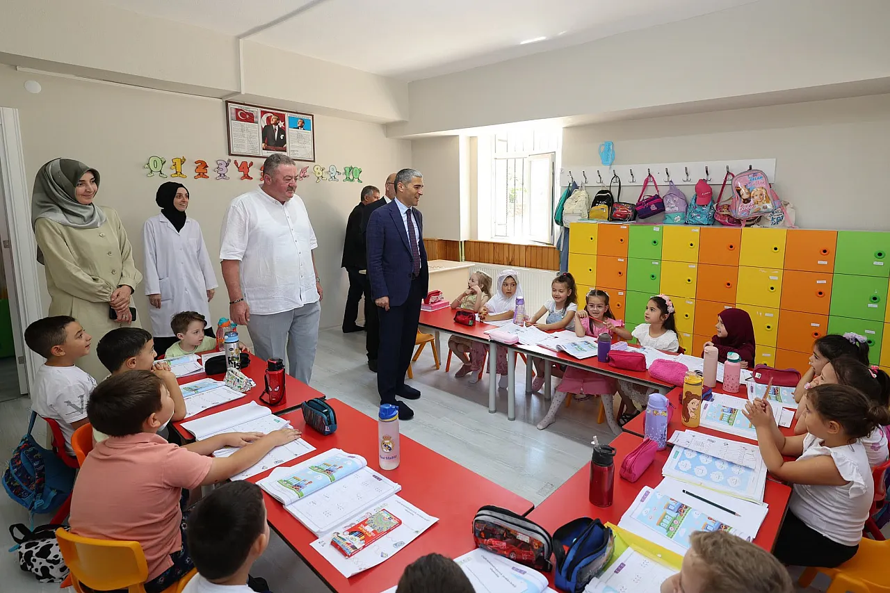 'Küçük Yaşta Edinilen Değerler Hayat Yolunu Aydınlatır'