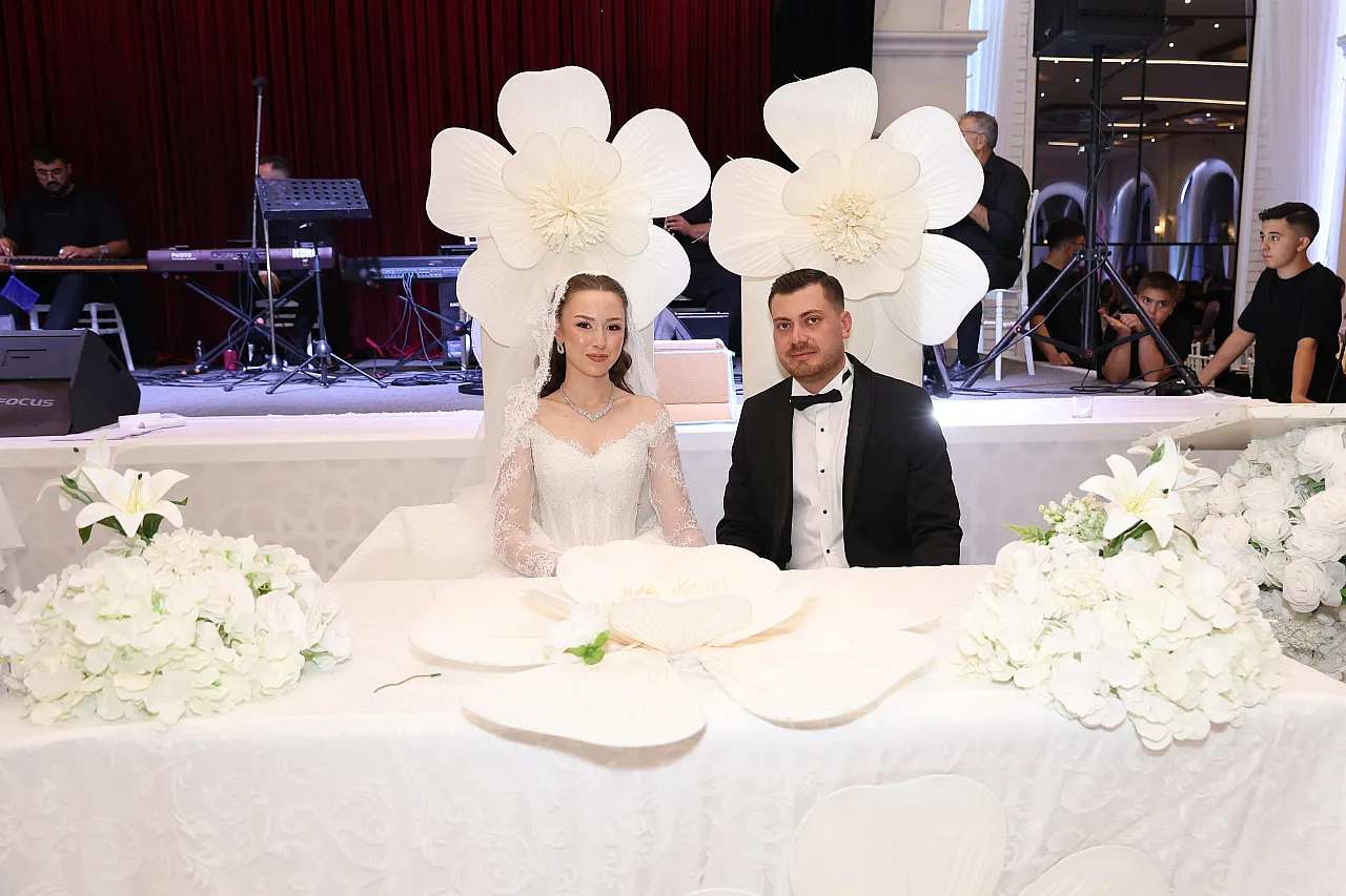 Üstün ve Şepik Ailelerinin Mutlu Günü