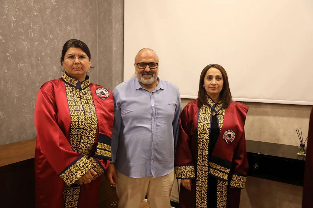 AFSÜ'de Yeni Kadrolara Atanan 11 Akademisyen Cübbe Giydi