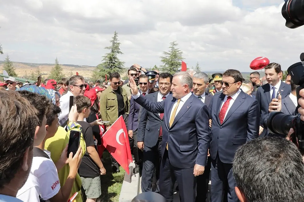 Afyon ve Kütahya Büyük Zafer'in 104. Yılını Kutladı