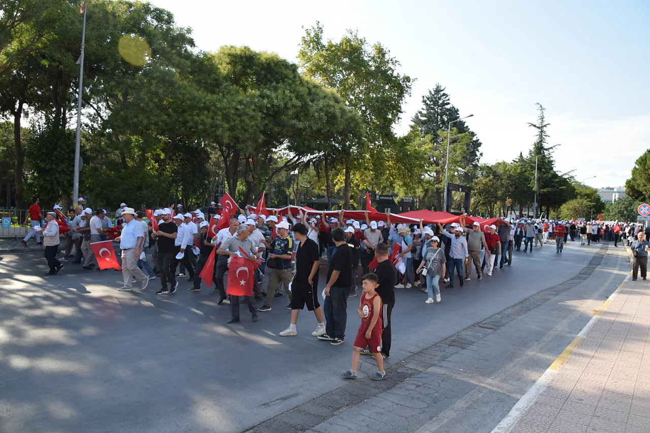Mısırlıoğlu: Düğün Ve Harman Zamanı Balıkesir Mitingindeydik