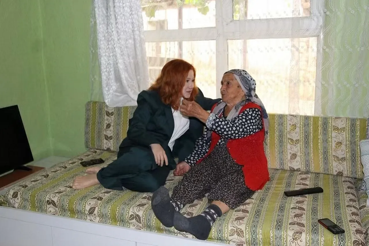Afyon'da 'Çok Şanslıyız' Dedirten Kaymakam