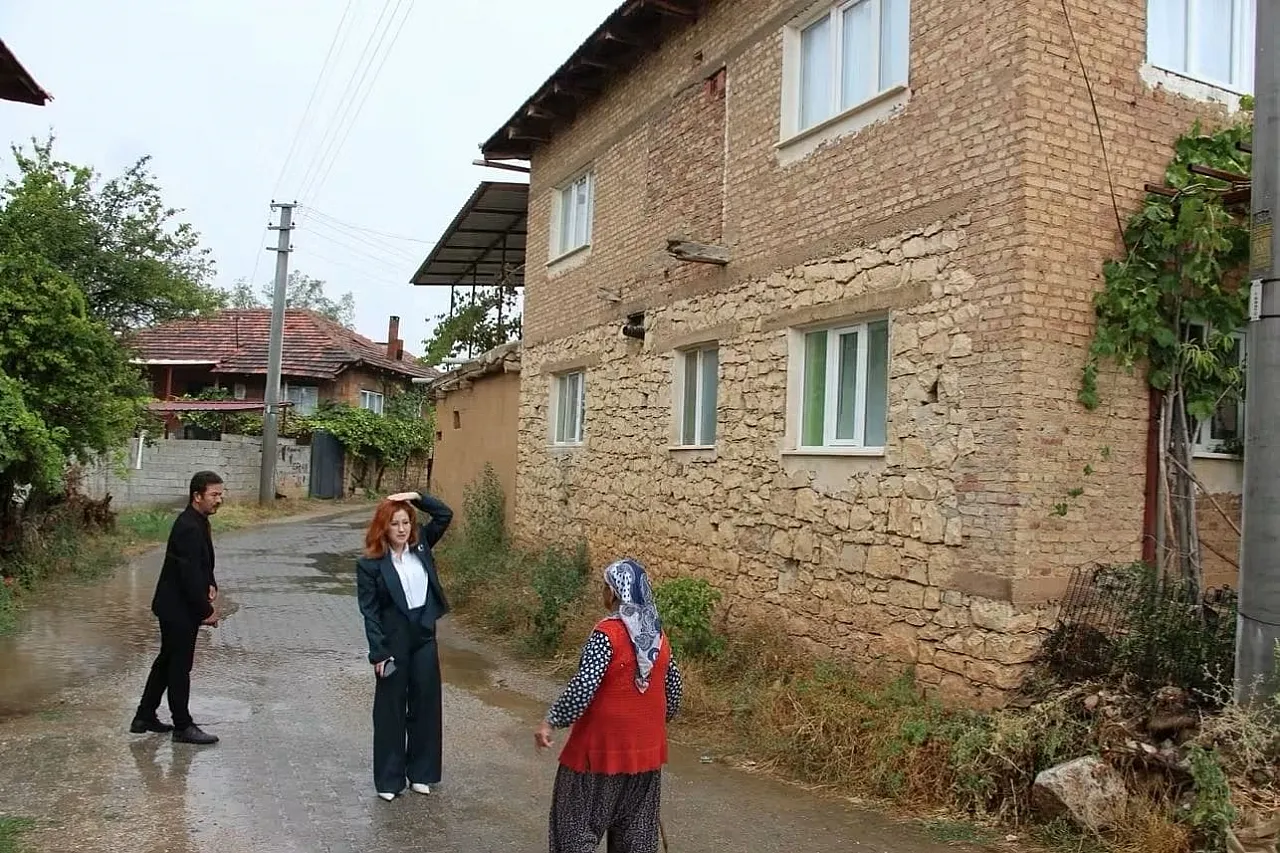 Afyon'da 'Çok Şanslıyız' Dedirten Kaymakam