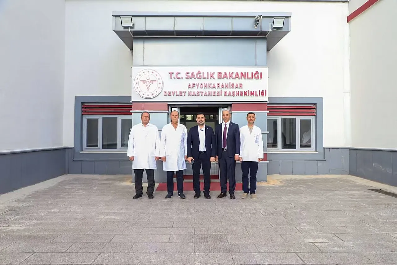 Esnafı Dinledi, Hastalara Geçmiş Olsun Dileklerini İletti