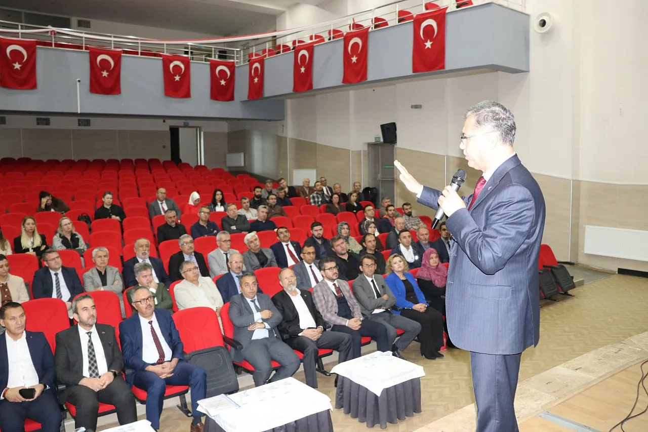 Afyon'da Eğitimde Yapay Zekâ Dönemi! Öğrencilerin Eksikleri Böyle Tespit Edilecek