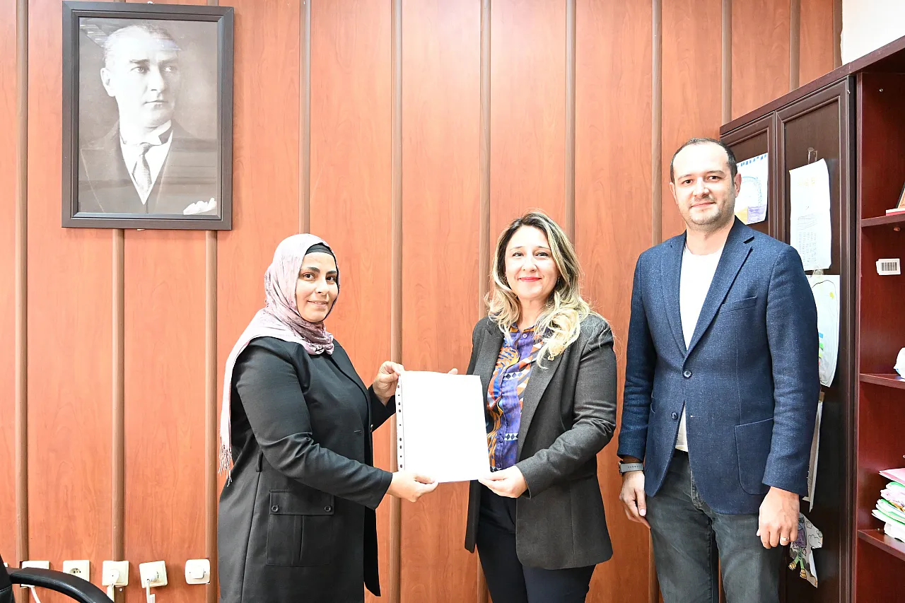 Afyonkarahisar Baro Başkanı Göktürk Mazbatasını Aldı