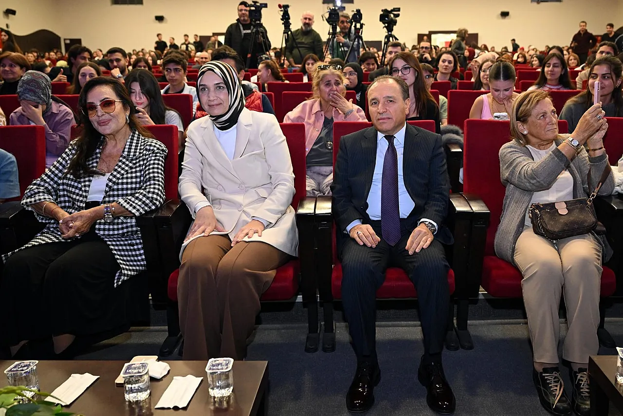 Türkan Şoray'ın Afyonkarahisar Sırrı: O Günleri Hiç Unutmadım