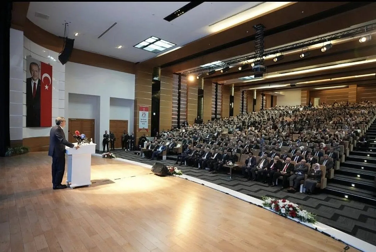 Bakan Yusuf Tekin'in Sözleri Dikkat Çekti!