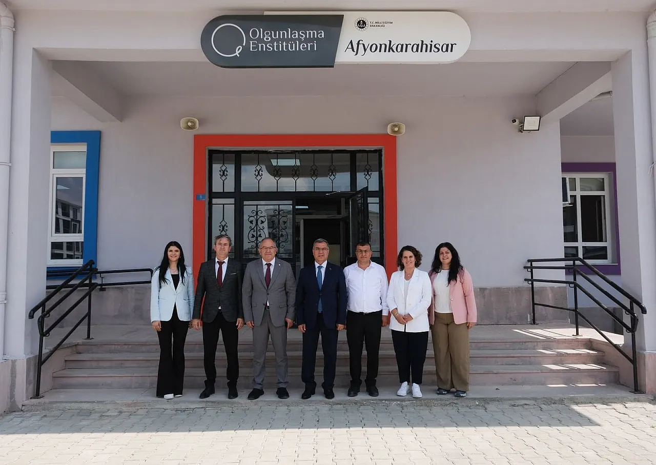 Hayat Boyu Öğrenme Kurumları Bireyleri Hayata Kazandırıyor