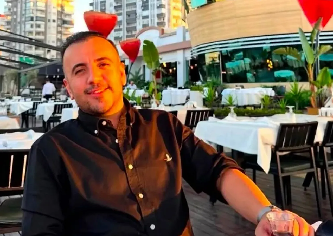 Dondurmacıdaki Cinayeti Kamerada. Önce Kameraya El Salladı, Sonra Vurdu