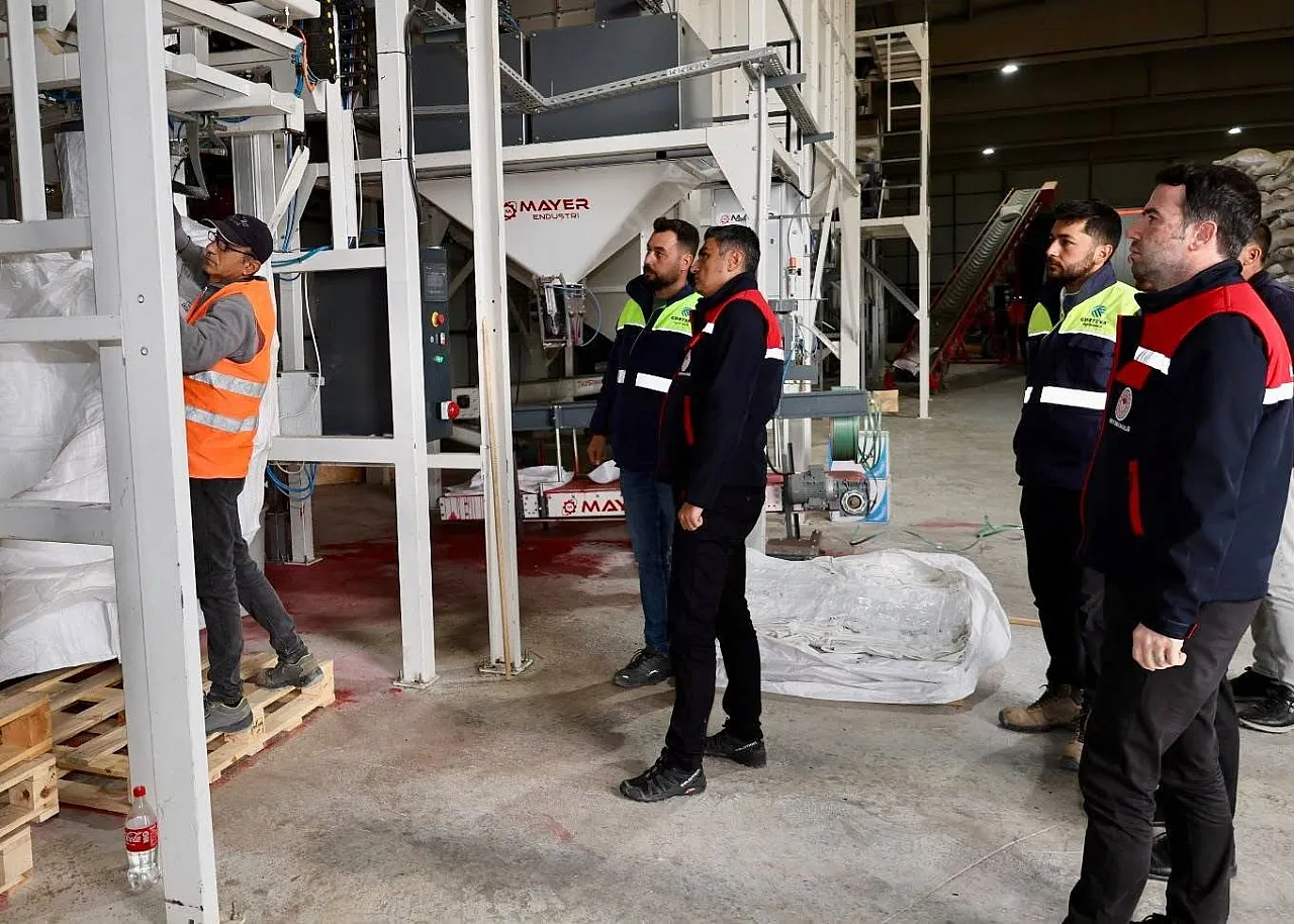 Vali Aktaş Patates Üretimi Tesisini Gezdi