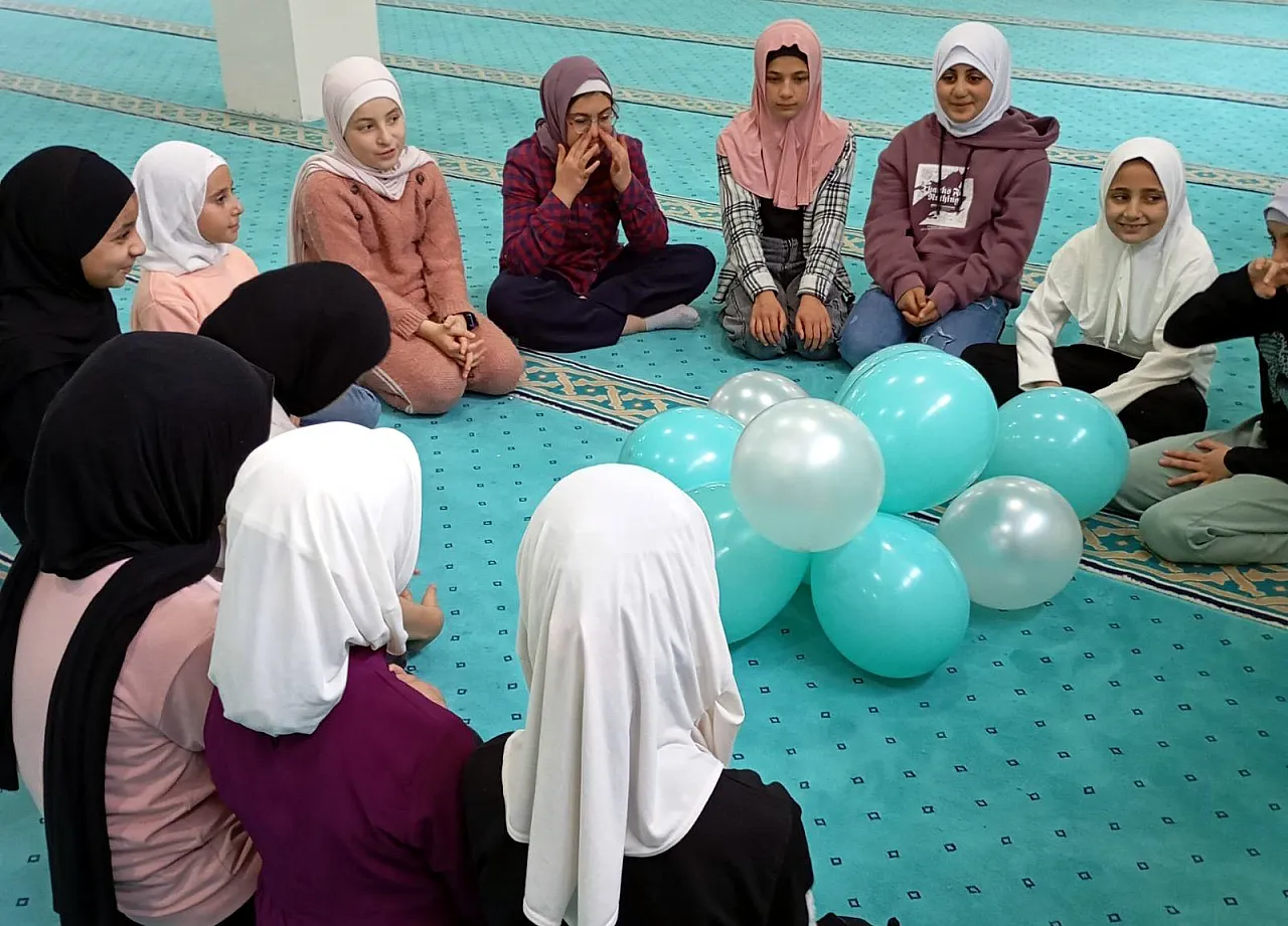 Farklı Milletlerden Öğrenciler Afyon'da Aynı Sınıfta Buluştu