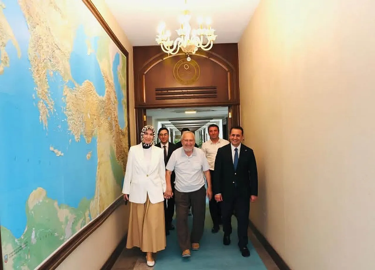 Devlet Anaya Duygusal Ziyaret