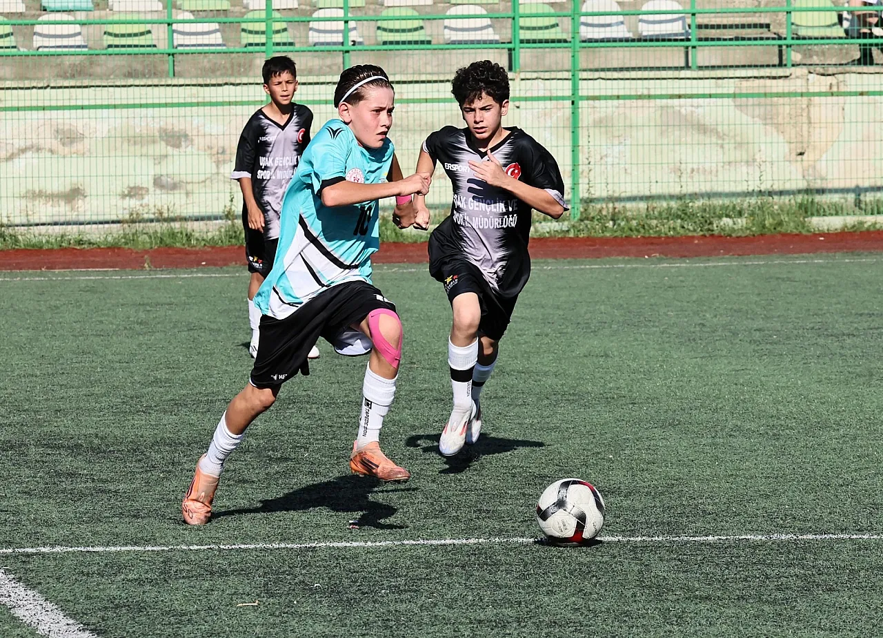 ANALİG Futbol Müsabakaları Manisa'da Başladı