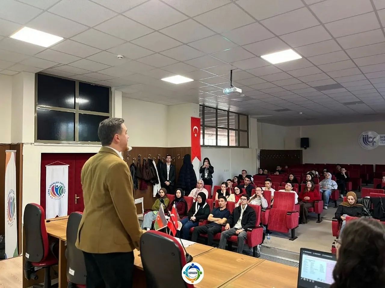 Afyon'da Gençlere Dünyanın Kapısını Açan Eğitim