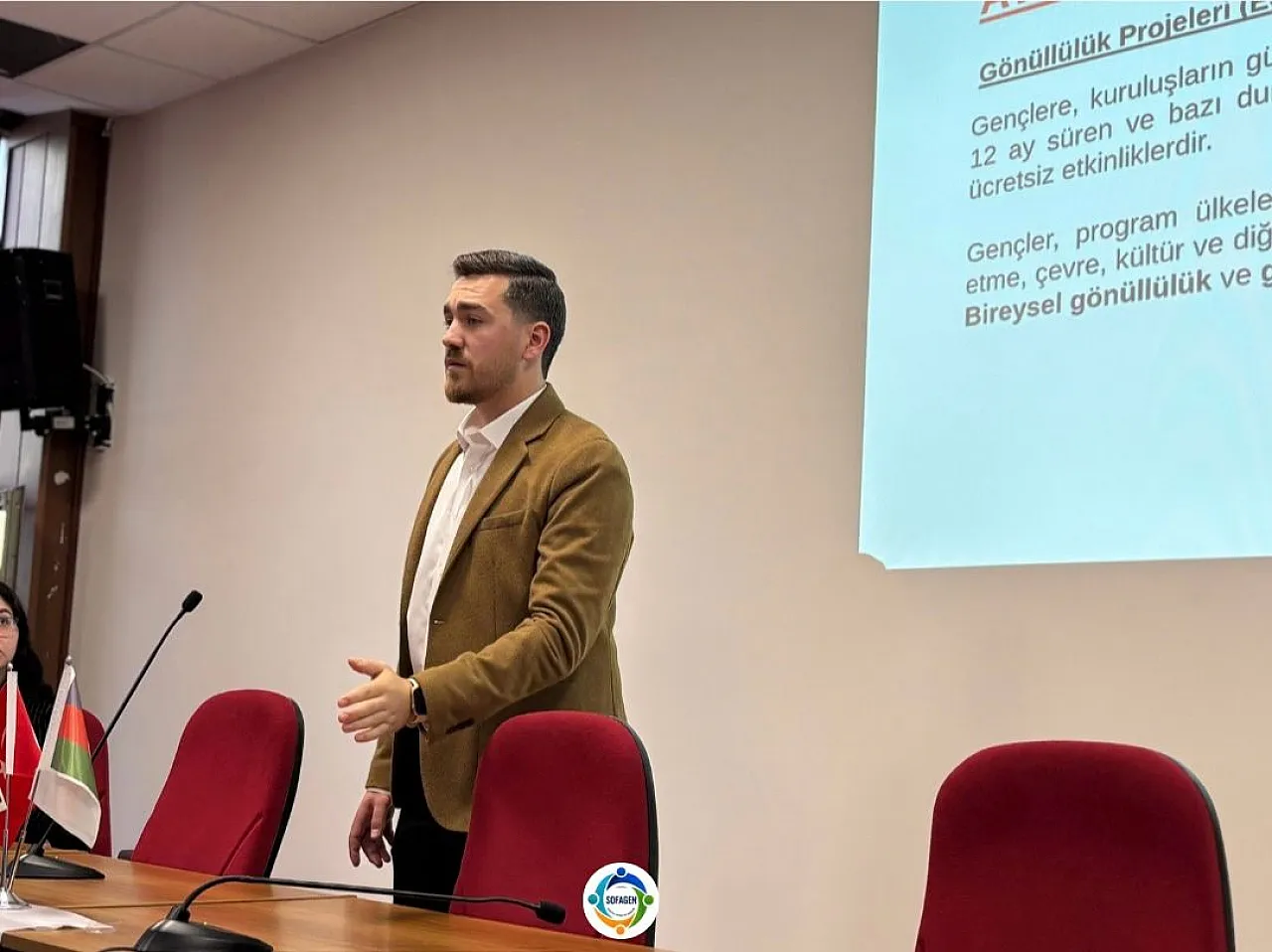 Afyon'da Gençlere Dünyanın Kapısını Açan Eğitim