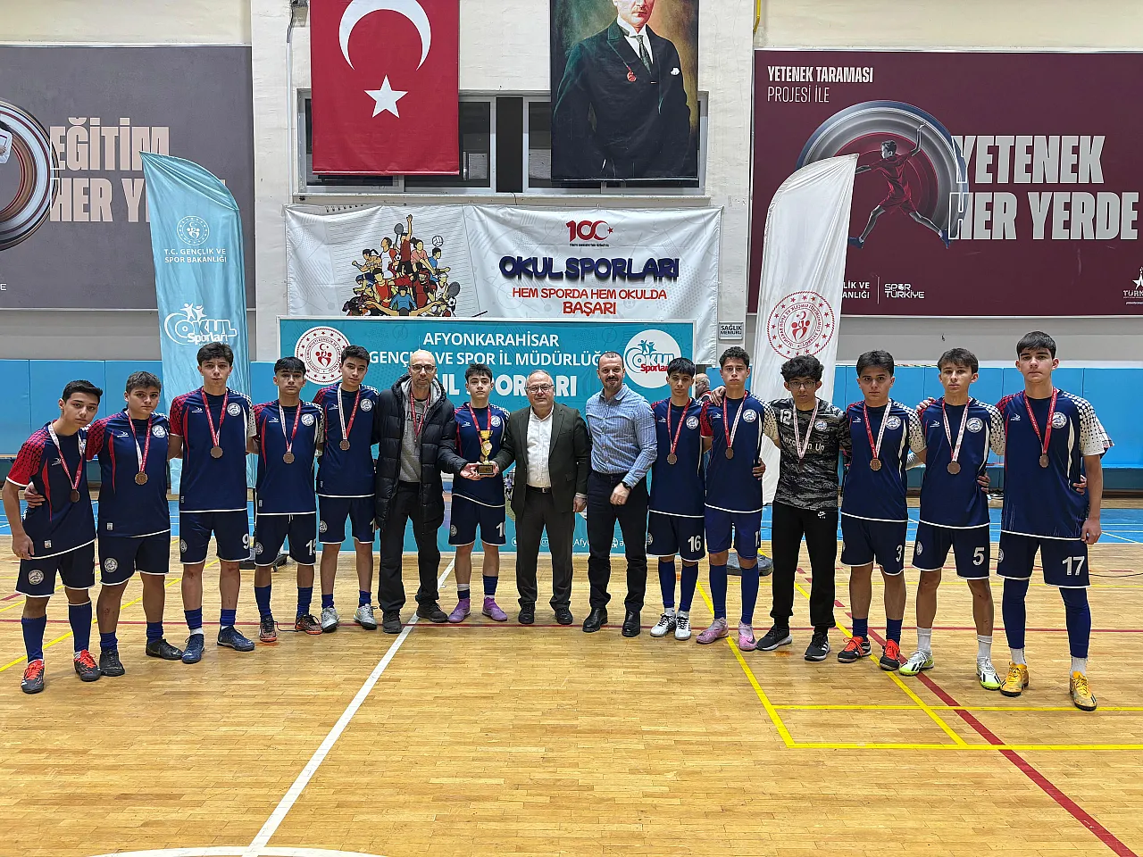 Genç Erkekler Kategorisinde Spor Lisesi Birinci