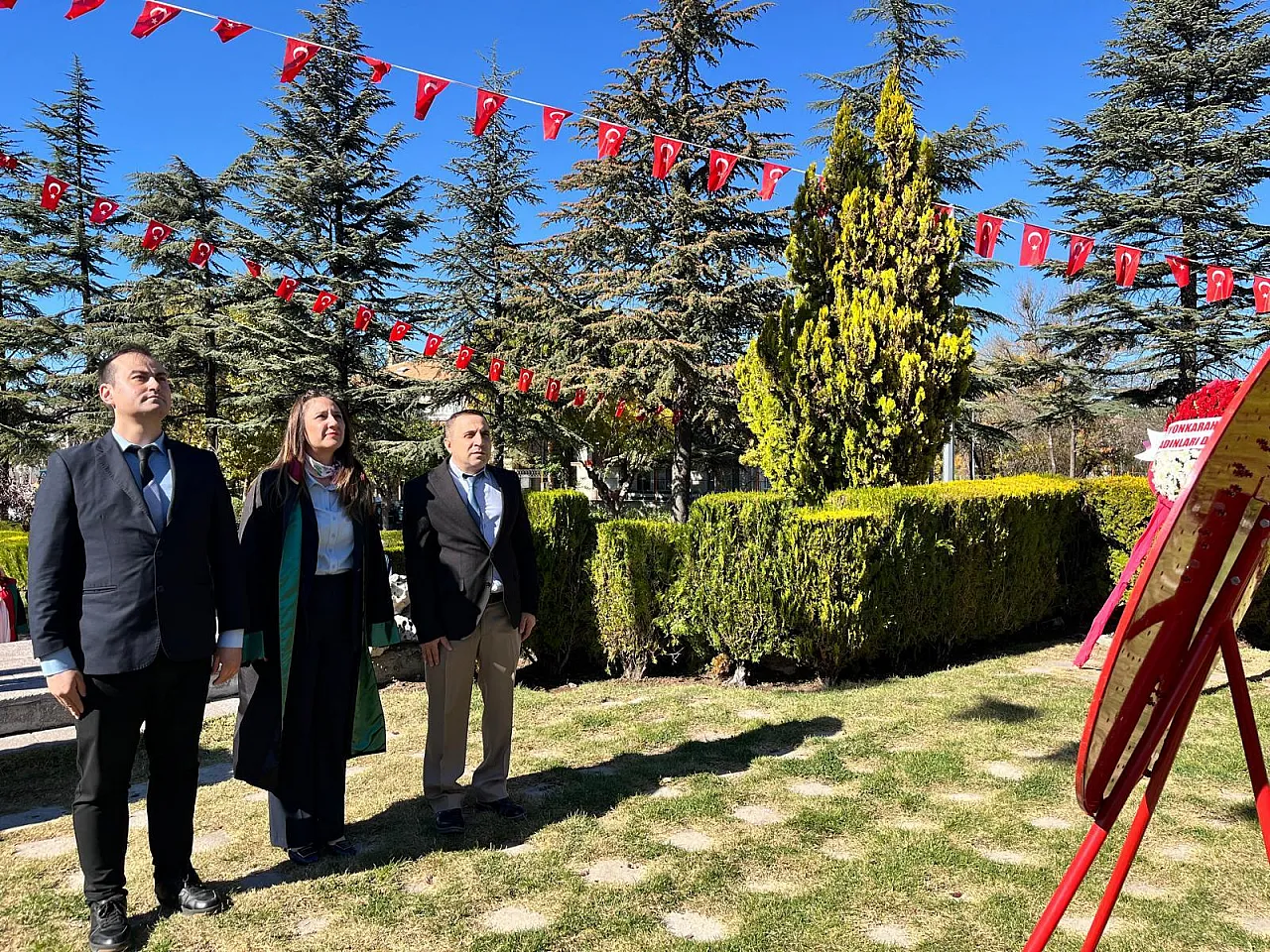 'Adaletin Yolu Kesilmesin, Yaşasın Cumhuriyet'