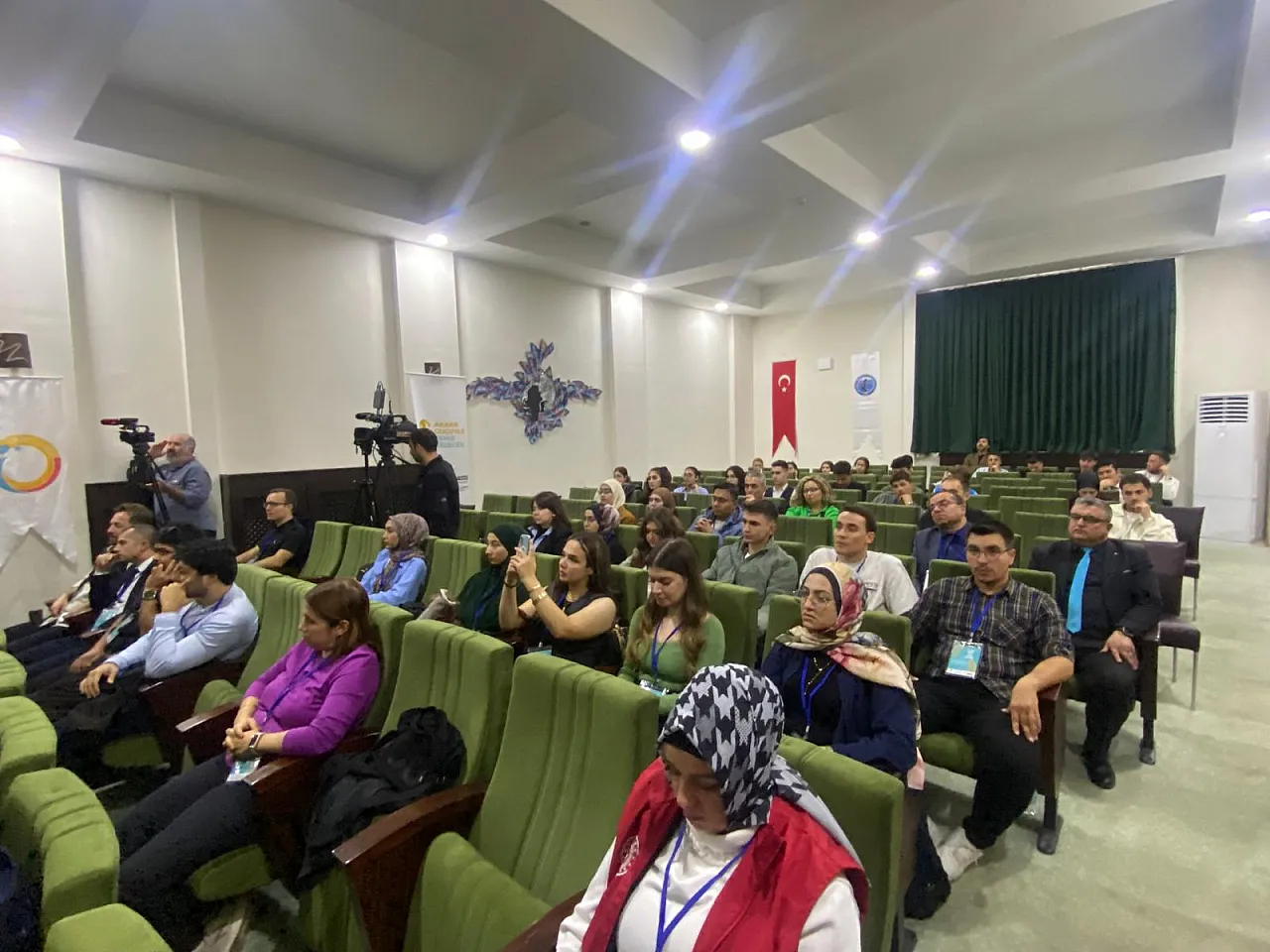 Afyon'da Gençlik Tam Bağımsız Olacak