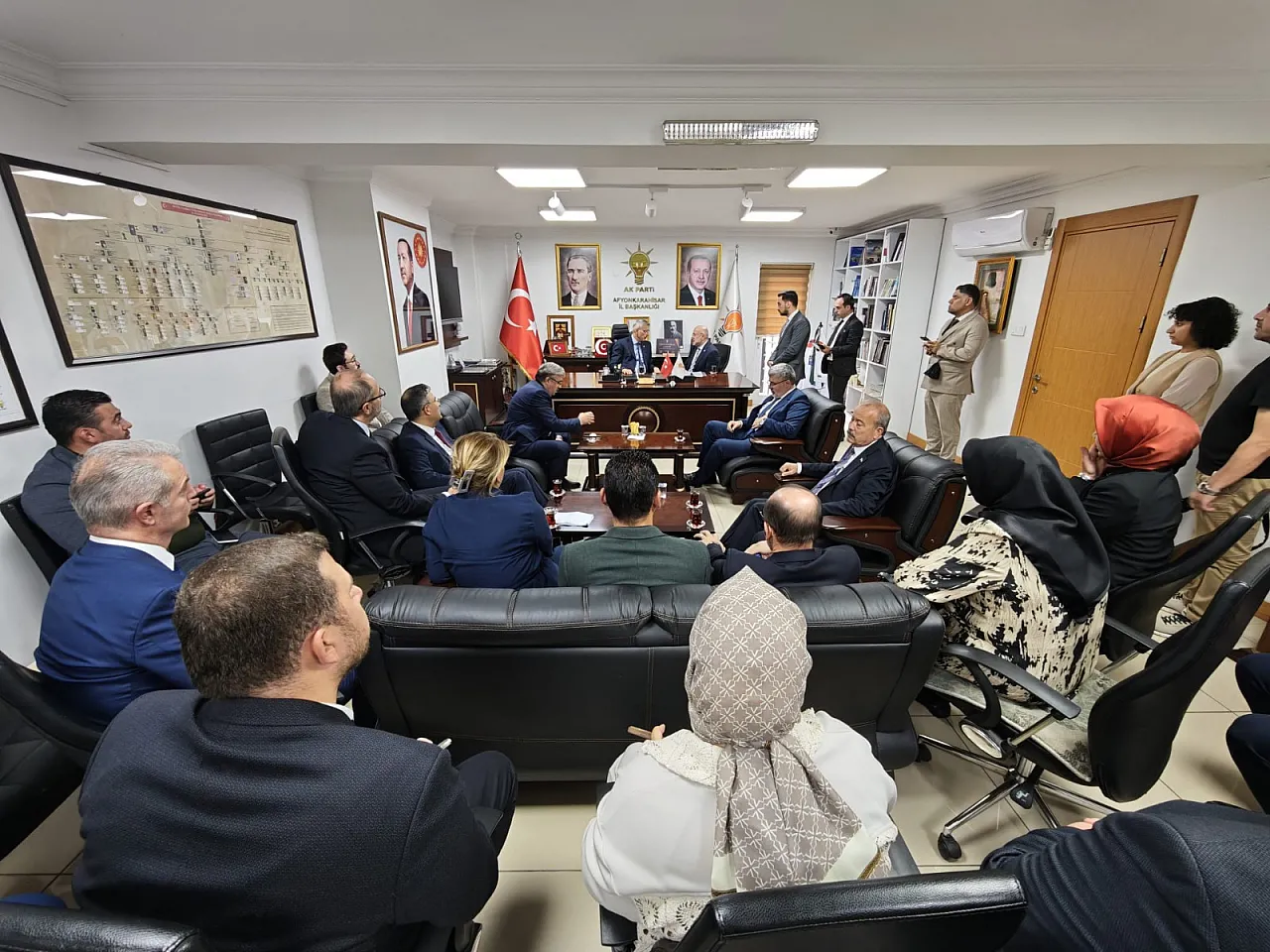 Bakan Memişoğlu'ndan, İki Özel Ziyaret