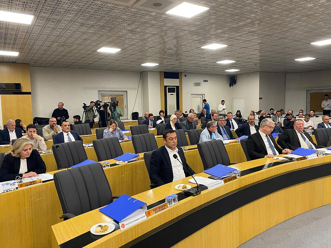 Bülent Eser Zamları Gündeme Getirdi