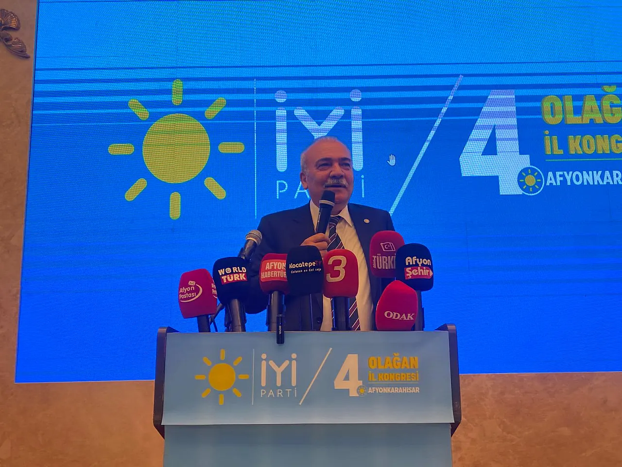 İYİ Parti'nin Kurmayları Afyon'dan İktidara Yüklendi