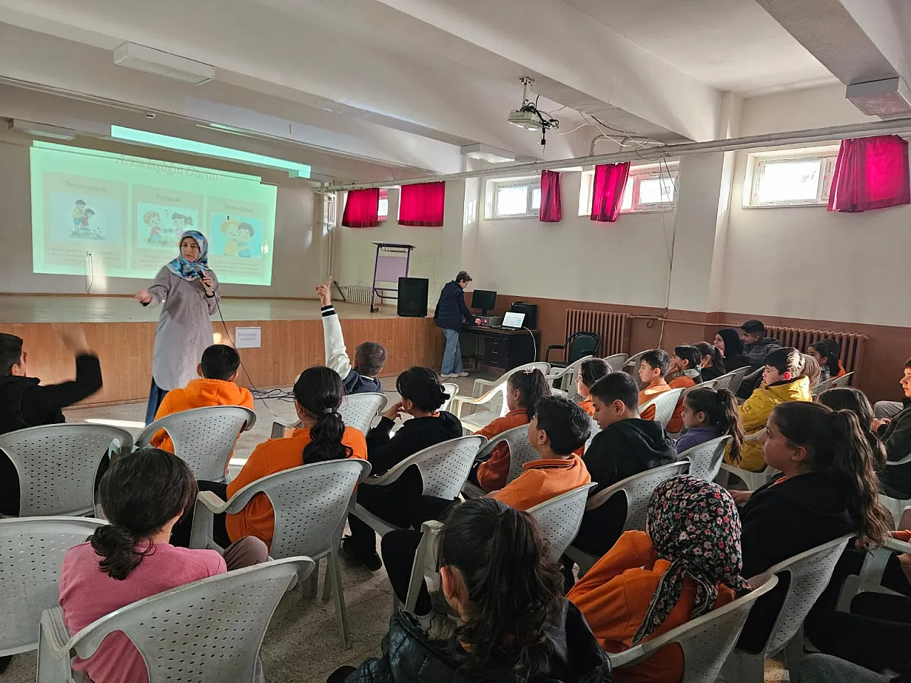 Afyon'da Akran Dostluğu Seferberliği