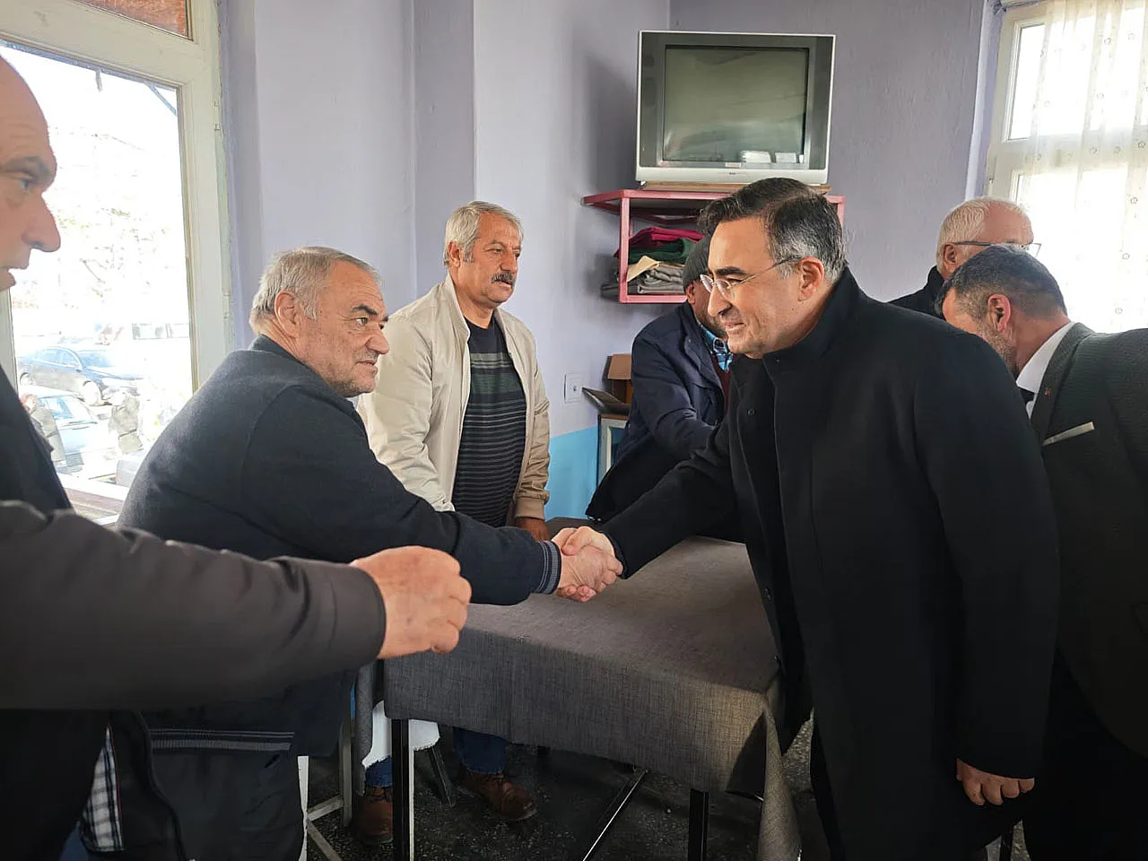 'İşe Alımlarda Para Talebi CHP'deki Zihniyeti Ortaya Koymaktadır'