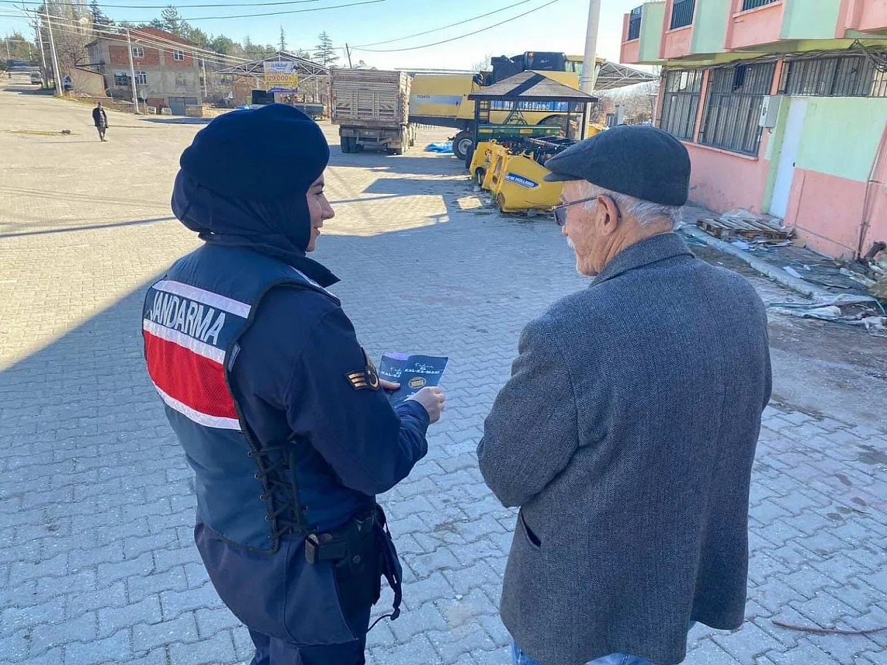 Jandarma Hocalar İlçesinde KADES'i Anlattı