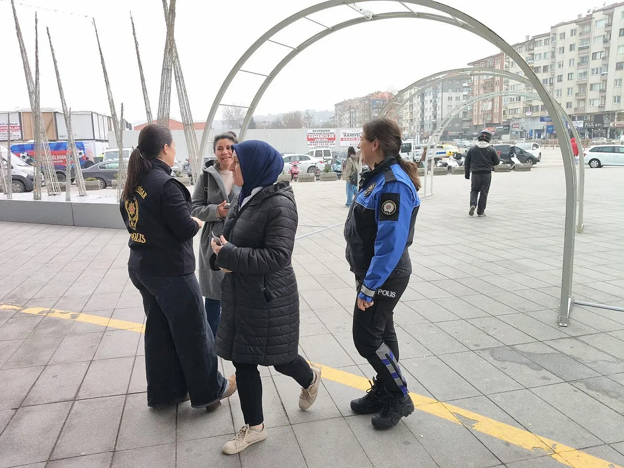 Polisten Afyon'da Kritik Uyarı: Bu Detay Hayat Kurtarıyor