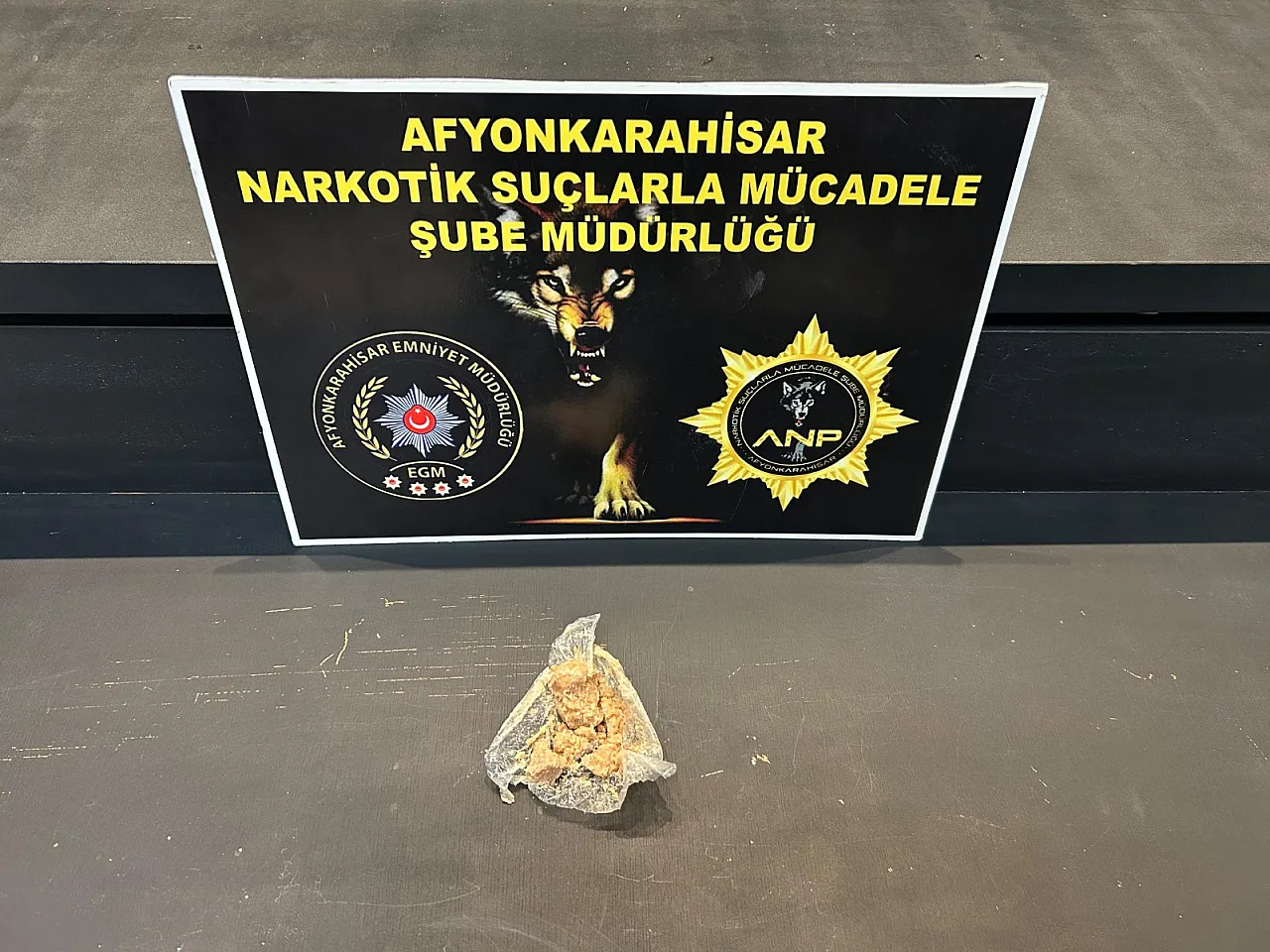 Afyonkarahisar Polisinden Uyuşturucuya Özel Operasyon