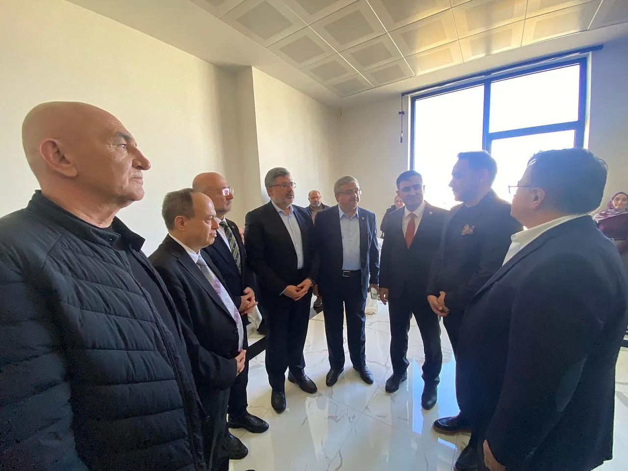 Afyon'da Genç Ağrı Uzmanı Yaza Kadar Ücretsiz Muayene Edecek!