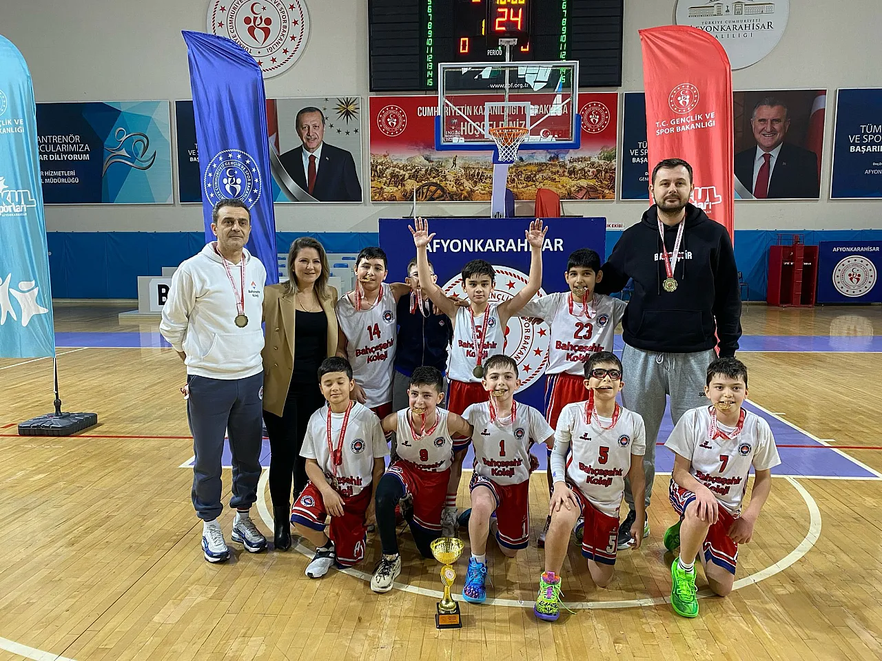 Afyonkarahisar'da Küçükler Basketbol Müsabakaları Tamamlandı