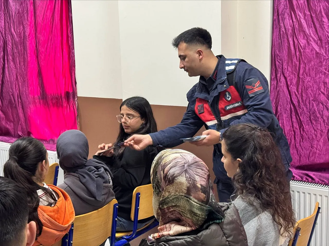 Afyonkarahisar'da Jandarma Bilinçlendiriyor