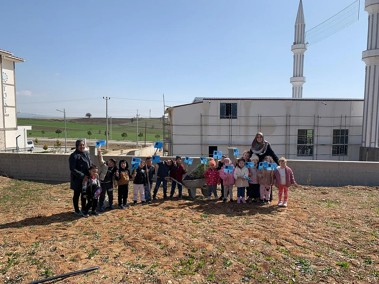 Sinanpaşa'da Öğrenciler Geleceğe Nefes Oldu