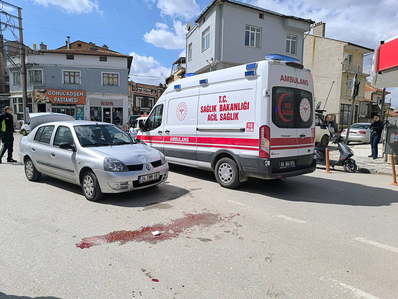 Şuhut'ta Feci Kaza: Yaya Ağır Yaralandı