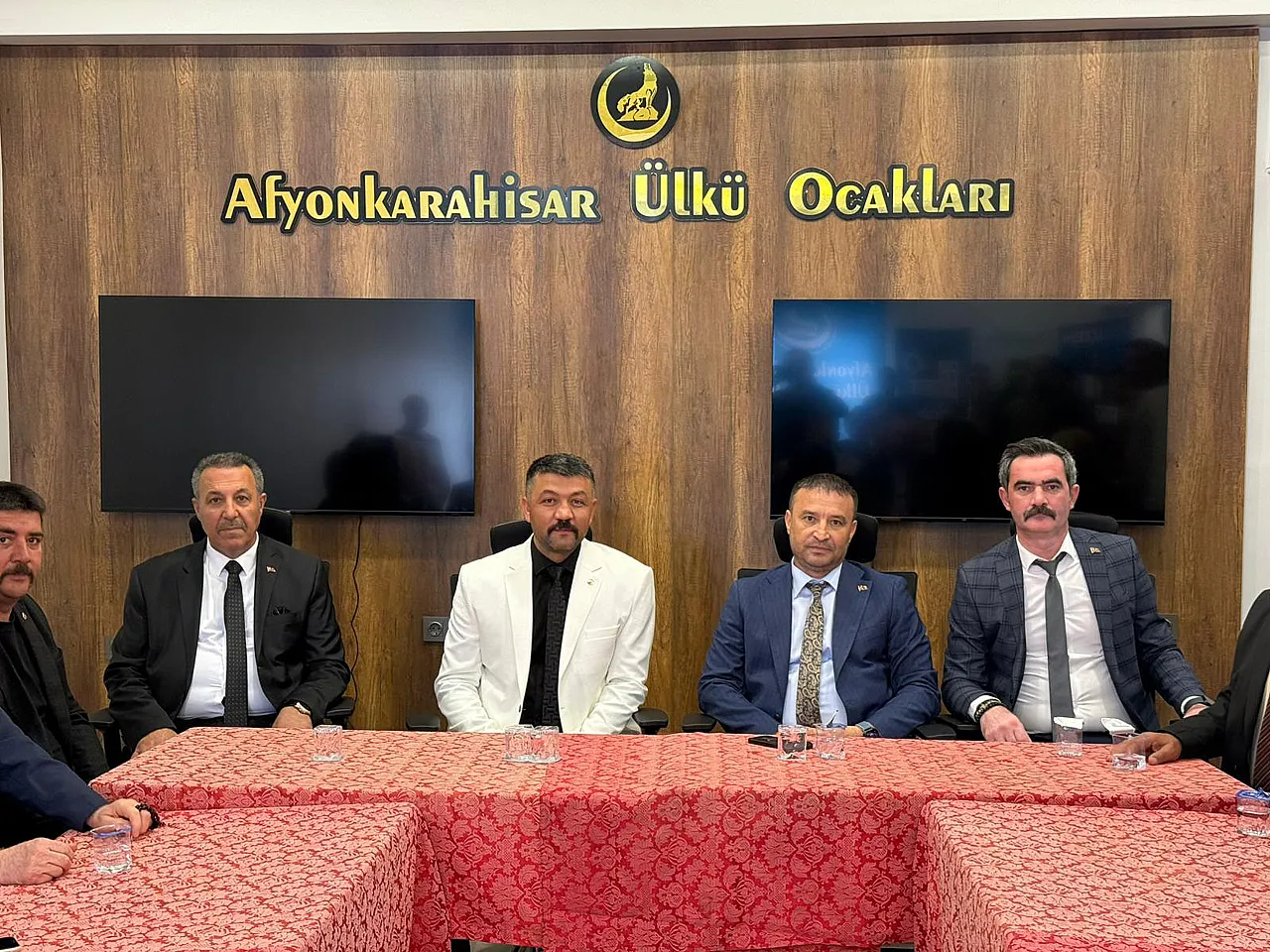 Afyon Ülkü Ocağı'nda Görkemli Bayramlaştı