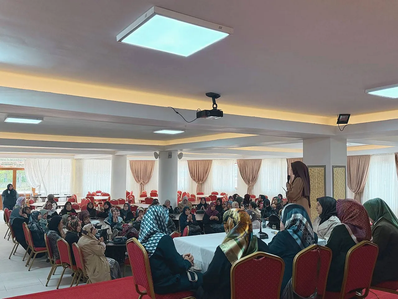 Aile Haftasına Özel 7 Ayrı Camide Program Yapıldı