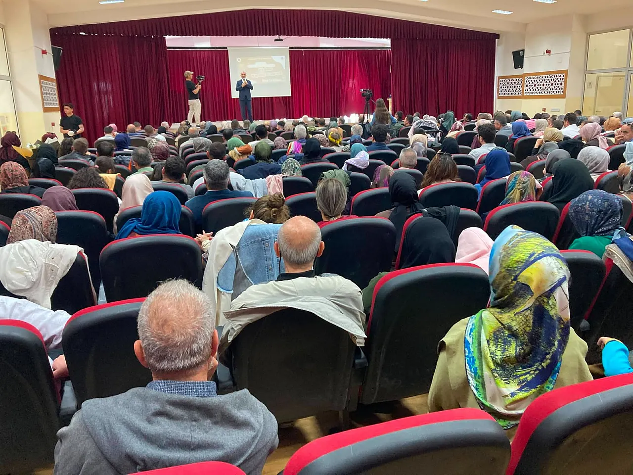 'Çocuklarımıza Allah Sevgisini, Peygamber Örnekliğini Nakşediyoruz'