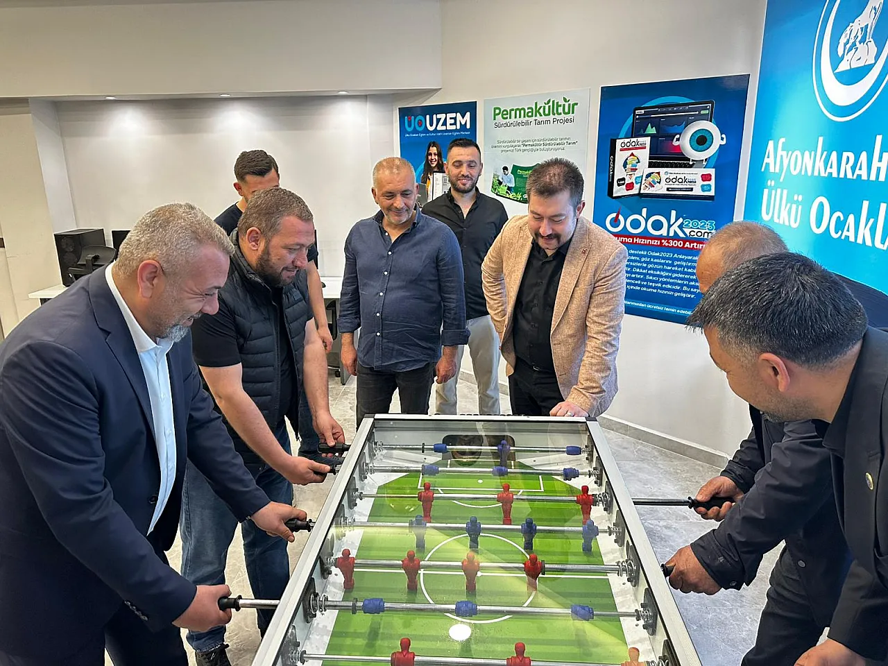 İş İnsanlarından Afyonkarahisar Ülkü Ocakları'na Hayırlı Olsun Ziyareti