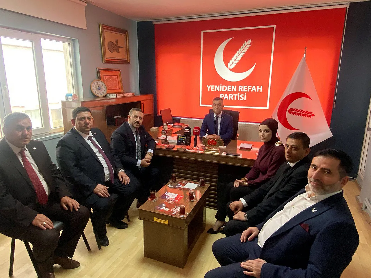 Siyasette Özlenen Tablo Afyon'da Oluştu