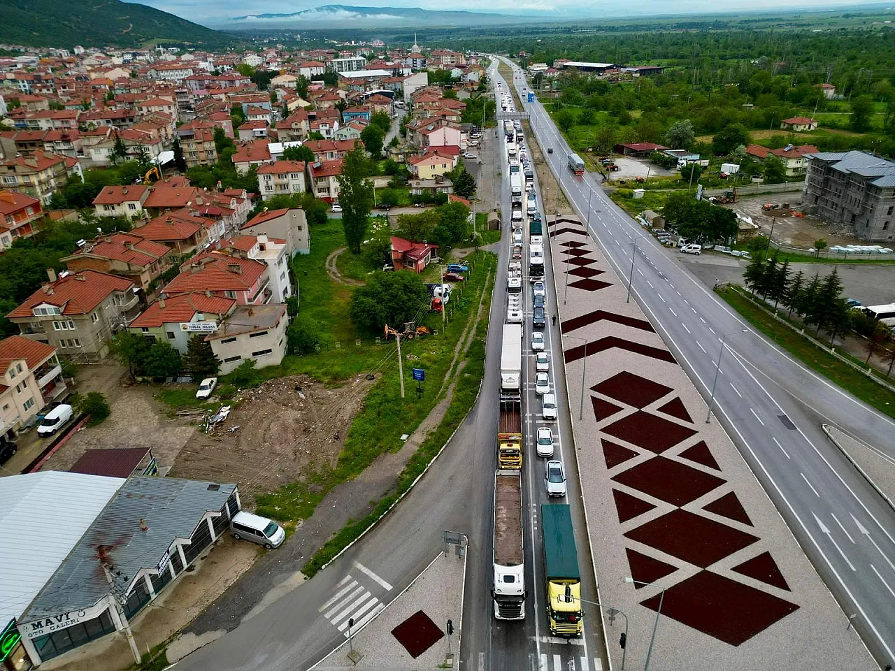 Tatilciler Yollarda