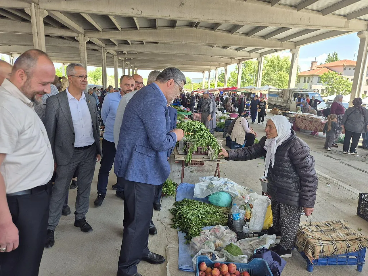 Afyon'da Dev Dönüşüm Başlıyor: Tarımdan Sağlığa Yeni Hamleler