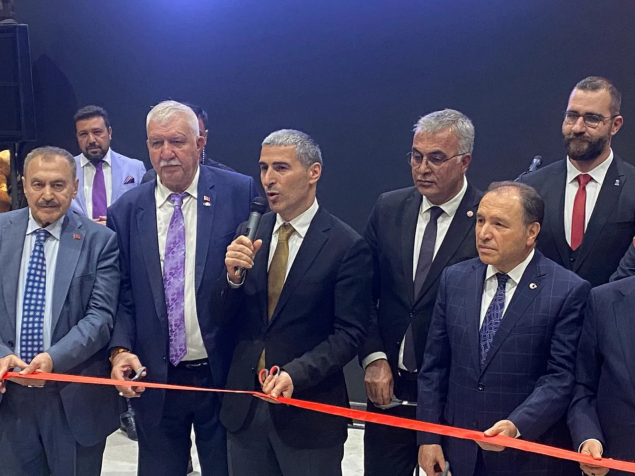 Afyon'da Dev Yatırım! Alimoğlu Marble'ın Yeni Slabbase Fabrikası Görkemli Törenle Açıldı