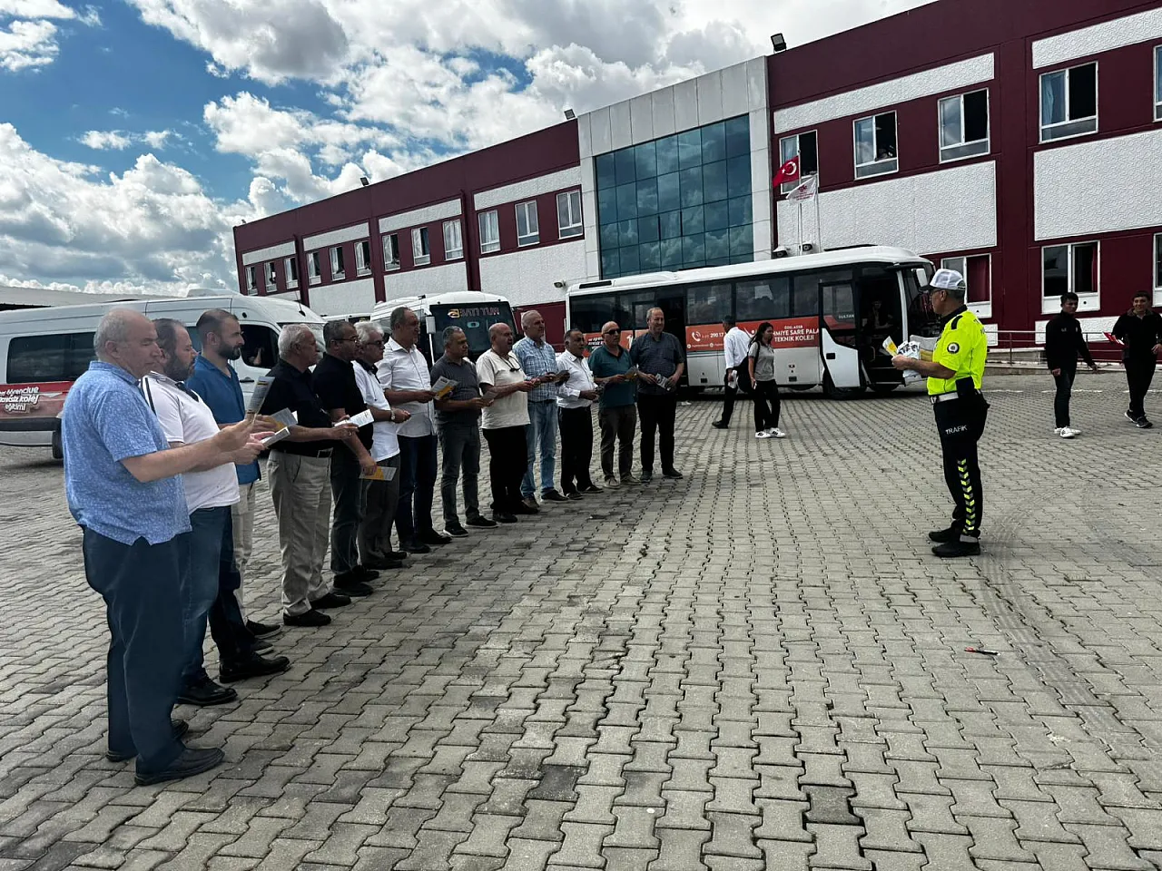 Afyon'da Velilerin İçini Rahatlatacak Uygulama!