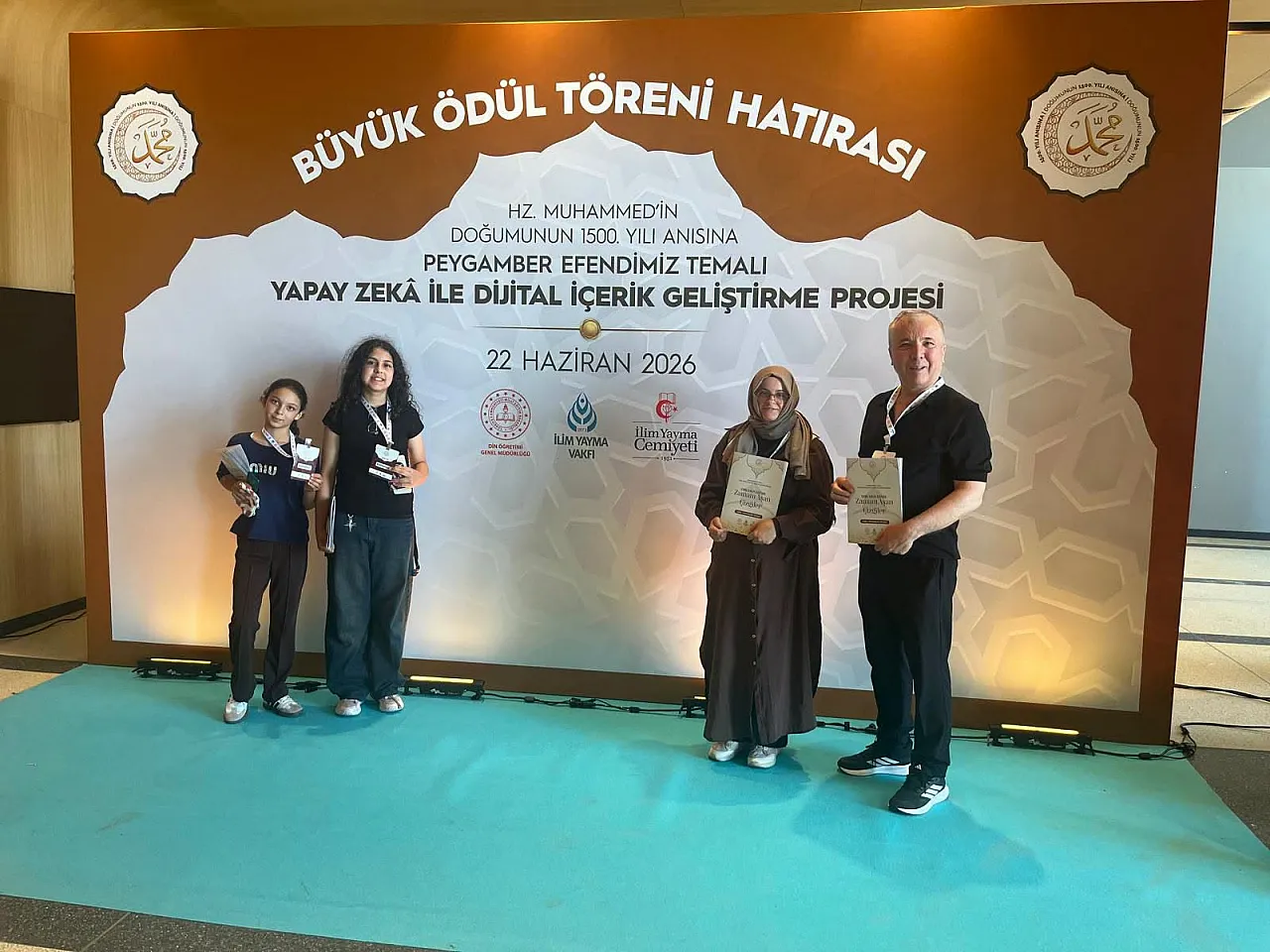 Afyonkarahisar'da Göğüs Kabartan Başarı